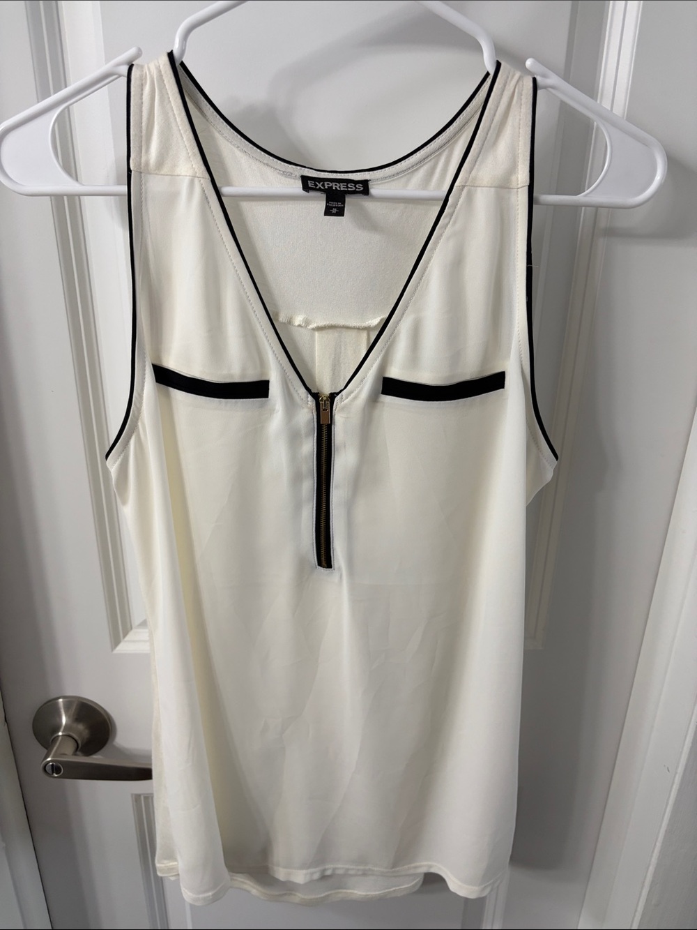 Express Cream Sleeveless Zip-Front Tank with Black Trim